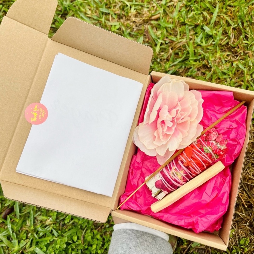 💐One Of A Kind💐 4” Organic Natural Sage Wrapped In Natural Flower 5PC Gift Box - Picture 11 of 15
